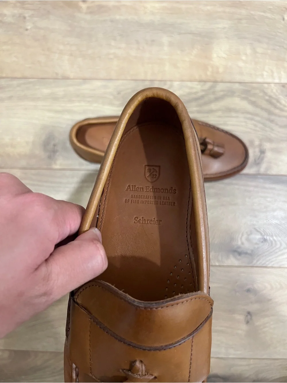 Allen Edmond Schreier Loafers Tan Leather - sz 8.5 EEE NEW W/O BOX